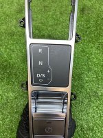 Audi / A6 / Кнопка стояночного тормоза