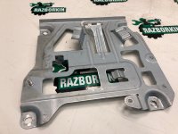 Mercedes-Benz / GLC 250d 4-matic / Кронштейн