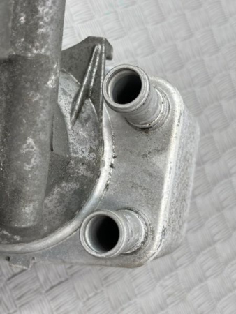 Volkswagen / Touareg / Корпус масляного фильтра