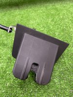 Audi / Q5 / Замок багажника