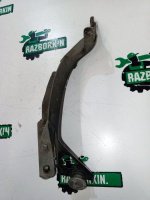 Audi / A6 / Кронштейн крыла