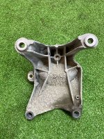 Audi / A6 / Опора двигателя