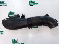 Mercedes-Benz / GLC 250d 4-matic / Патрубок впускной системы