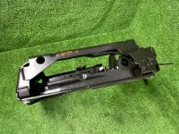 BMW / 3-Series / Кронштейн усилителя