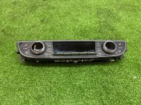 Audi / Q7 / Монитор и блок климата