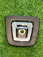 BMW / 7-Series / Крепление груза в багажном отделении