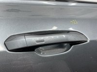 Audi / SQ8 / Дверь боковая