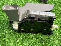 Audi / A5 / Замок двери