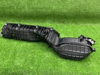 BMW / 7-Series / Коллектор впускной