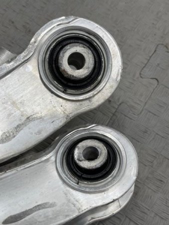 Audi / A6 / Рычаг подвески