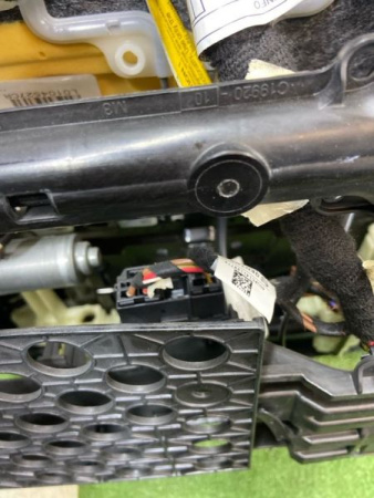 BMW / X5 / Подушка сиденья