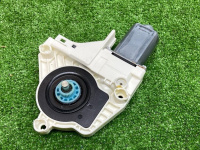 Volkswagen / Touareg / Мотор стеклоподъемника Volkswagen / Touareg / Мотор стеклоподъемника