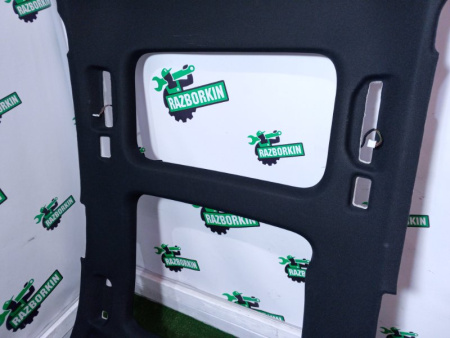 Mercedes-Benz / GLC 250d 4-matic / Обшивка потолка