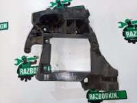 Audi / A6 / Направляющая бампера