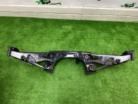 BMW / 1-Series / Подрамник