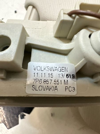 Volkswagen / Touareg / Козырек солнцезащитный