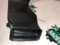 Mercedes-Benz / GLC 250d 4-matic / Воздуховод для ног