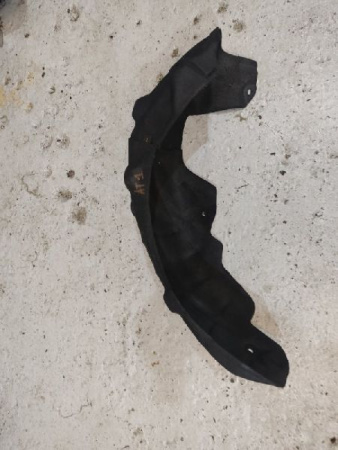 Mazda / 3 / Подкрылок
