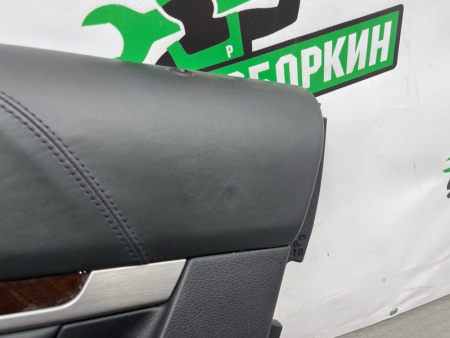 Ford / EXPLORER / Обшивка двери