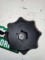 Porsche / Cayenne / Крепление запасного колеса