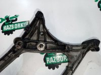 Mercedes-Benz / E-Class / Кронштейн