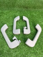 Audi / Q8 / Ручки потолка