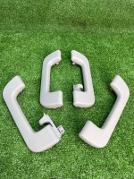 Audi / Q8 / Ручки потолка