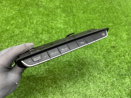 Audi / A5 / Блок кнопок