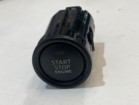Mazda / 3 / Кнопка START-STOP
