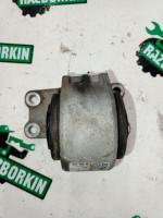 Land Rover / Range Rover Sport / Подушка АКПП