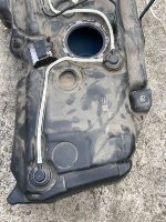 Volkswagen / Tiguan / Бак топливный