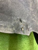 Volkswagen / Touareg / Подкрылок