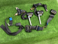 Mercedes-Benz / 190e / Ремни безопасности