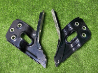 Volkswagen / Touareg / Петля капота