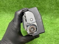 BMW / 7-Series / Подушка безопасности в колени