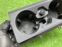 Audi / A6 / Подстаканник