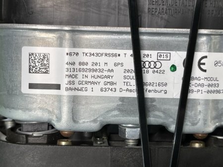 Audi / A6 / Подушка безопасности в руль