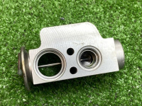 Audi / Q7 / Клапан кондиционера