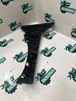 Audi / Q5 / Кронштейн бампера