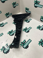 Audi / Q5 / Кронштейн бампера