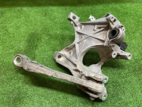 Audi / A5 / Кронштейн двигателя