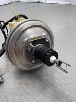 BMW / M6 / Вакуумный усилитель тормозов