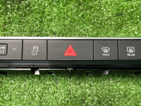 Audi / SQ8 / Блок кнопок