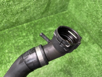 Porsche / Cayenne / Патрубок радиатора