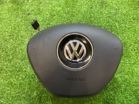 Volkswagen / Touareg / Подушка безопасности в руль