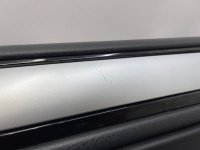 Volkswagen / Touareg / Обшивка двери