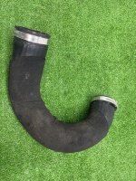 Audi / A6 / Патрубок интеркулера