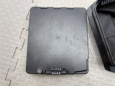 BMW / M6 / Чехол для перевозки лыж