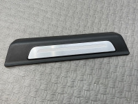 Audi / Q8 / Накладка порога