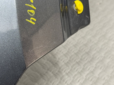 Audi / SQ8 / Крыло